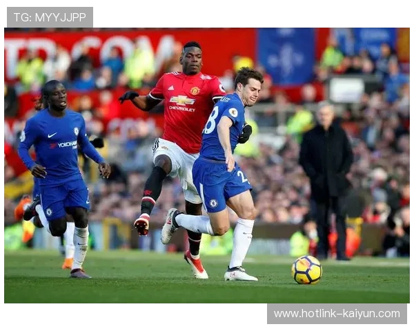 B费中场调度显威，曼联控制比赛节奏